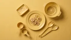 Come rimuovere l'ingiallimento dalla plastica bianca: metodi da ricordare